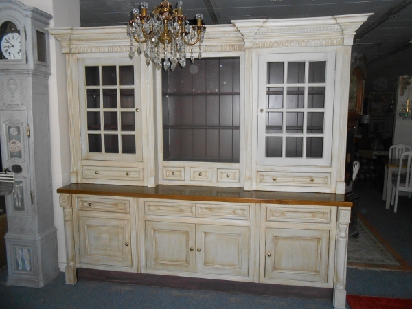 dresser_5_600x450